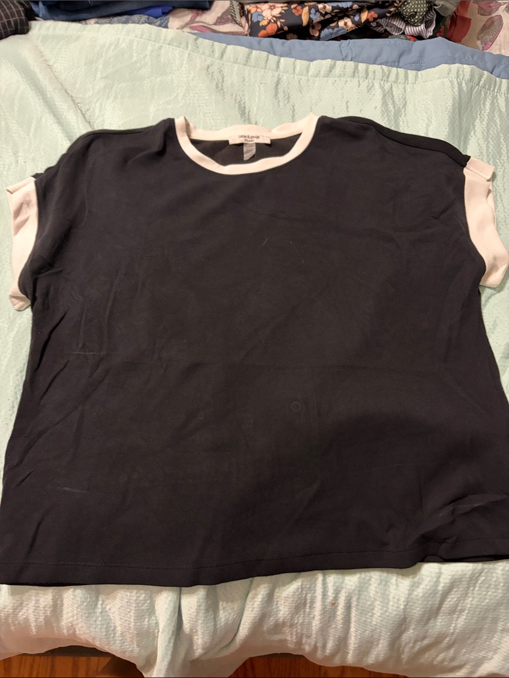Cable & Gauge Black Short Sleeve Tee with Cream Trim